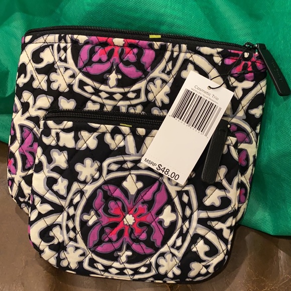 Vera Bradley cosmetics make up bags. Scroll Medallion print with black leather - Picture 7 of 12